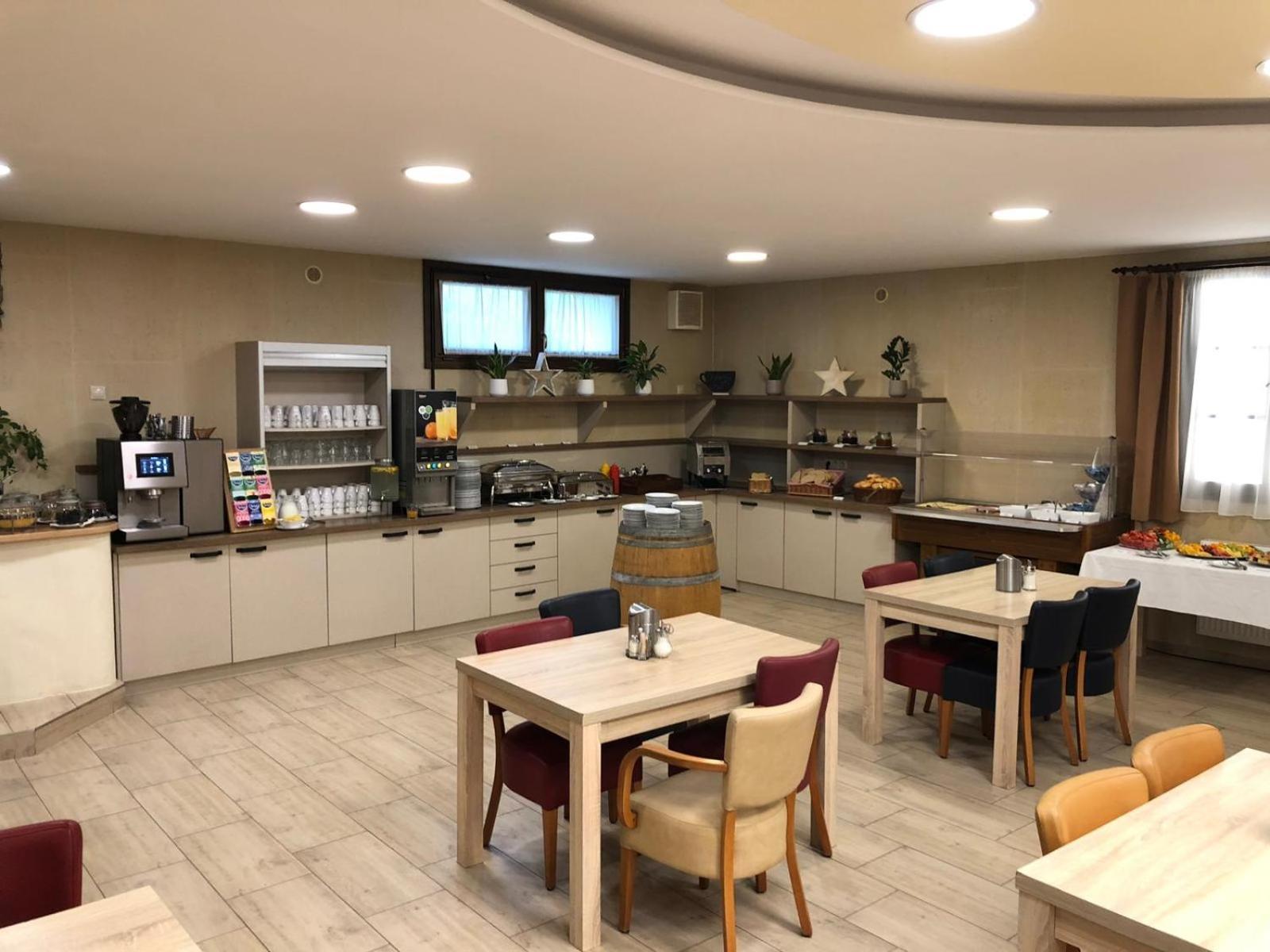 Wellness Hotel Svachovka Mirkovice Ngoại thất bức ảnh