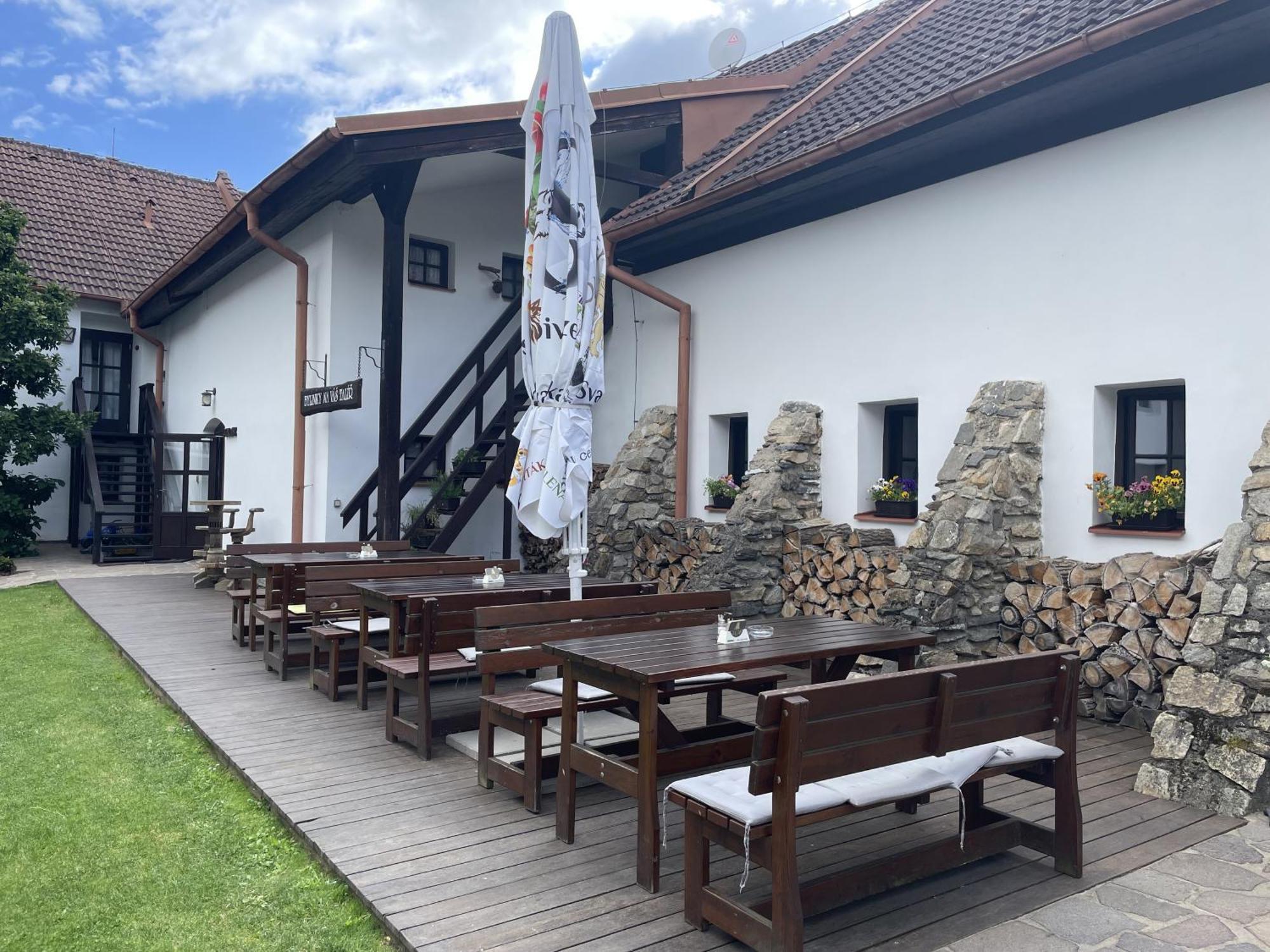 Wellness Hotel Svachovka Mirkovice Ngoại thất bức ảnh